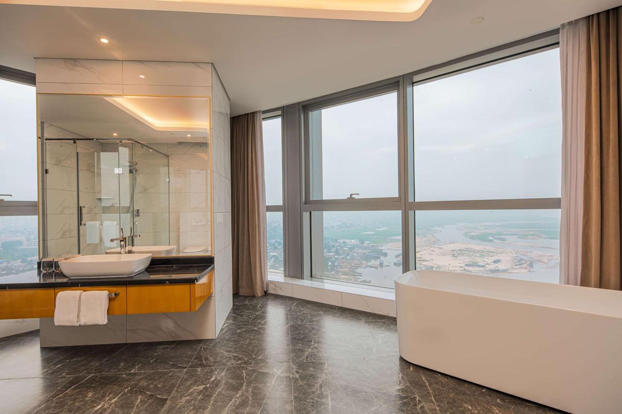 Hilton Brazzaville Les Tours Jumelles Hotel & Residences Exterior photo