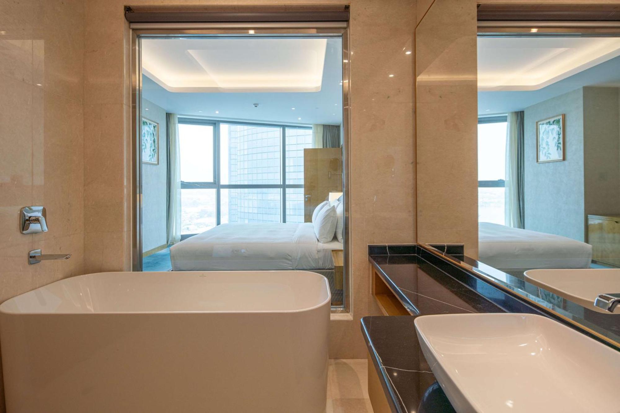 Hilton Brazzaville Les Tours Jumelles Hotel & Residences Exterior photo