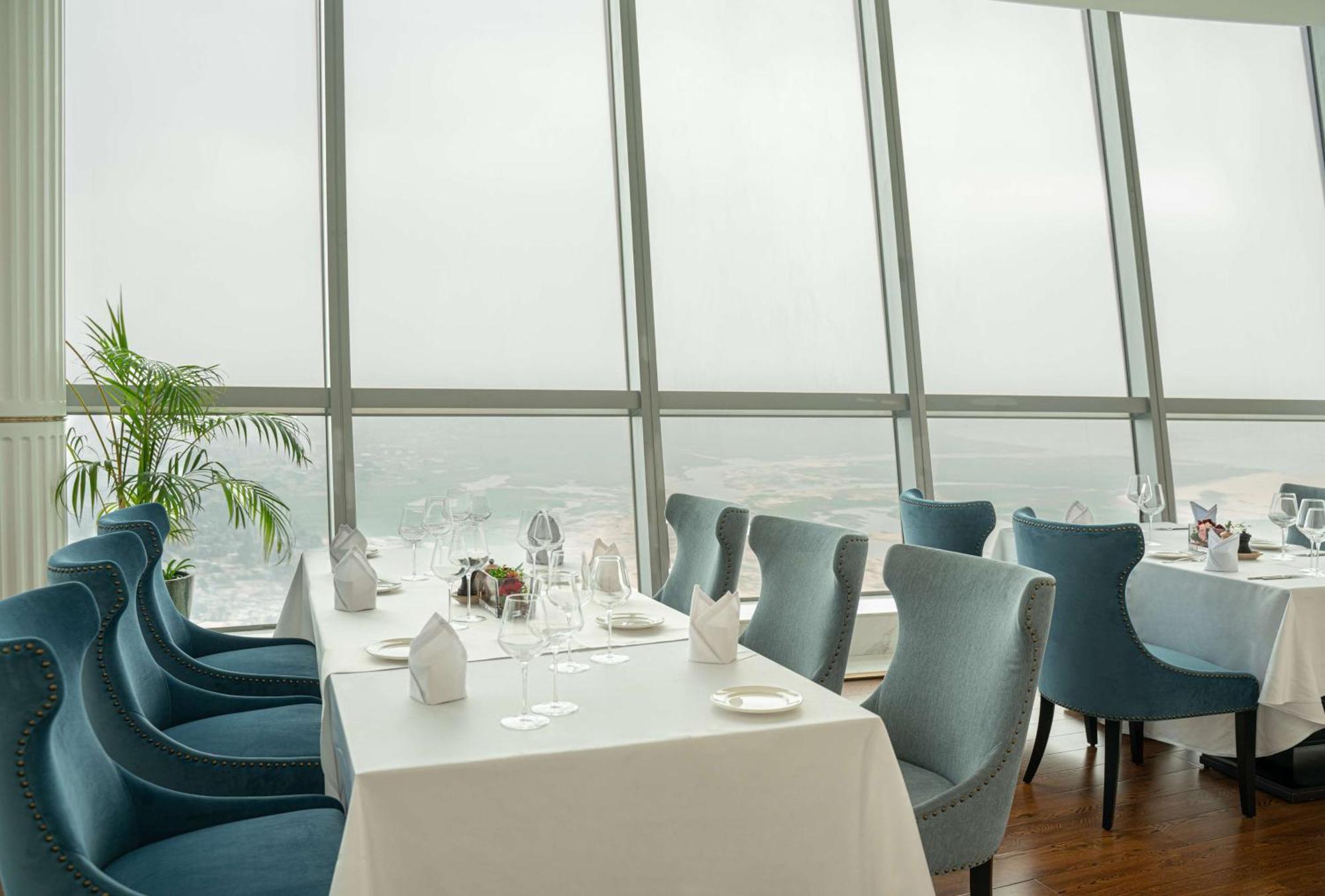 Hilton Brazzaville Les Tours Jumelles Hotel & Residences Exterior photo